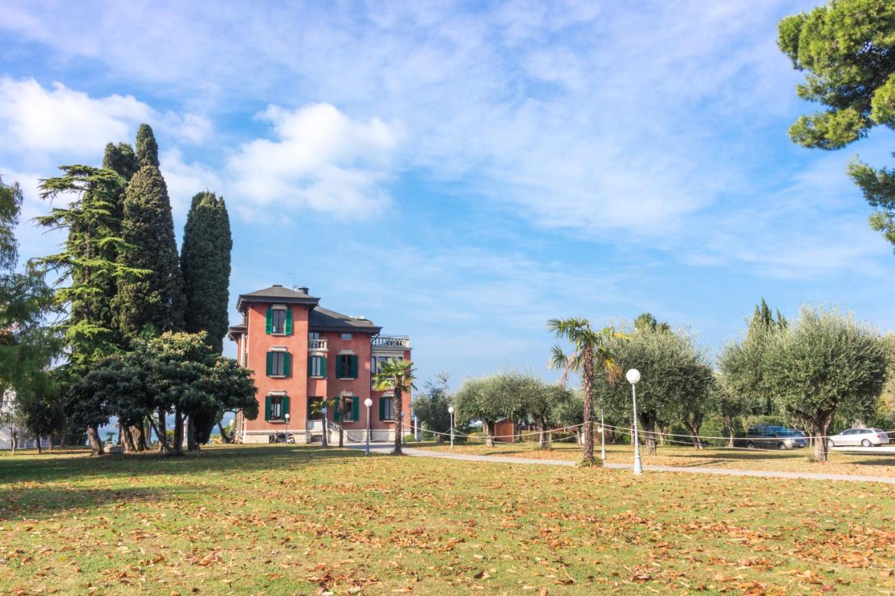 Villa Pioppi Hotel Sirmione Exterior foto